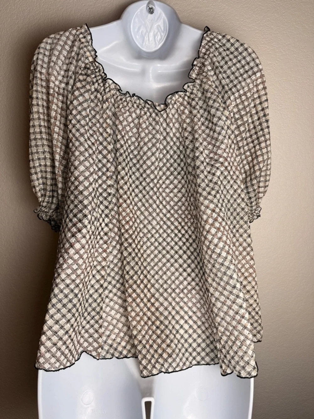 FREE PEOPLE Astra Peasant Top Puff Short Sleeve Boho Geometric Beige Size M